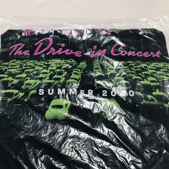 Garth Brooks Official 2020 Summer Drive-In Theater Event Black T Shirt Med. NEW - Picture 6 of 8